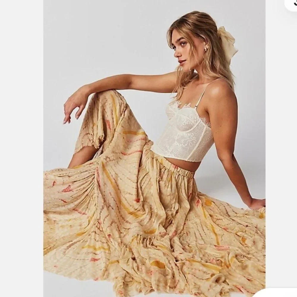 Free People Fp One Clover Skirt Asymmetrical Tiered Mid-rise, print S $3…
